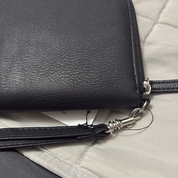 Joe's Jeans Black Women's Clutch Wallet NWT - Picture 6 of 6